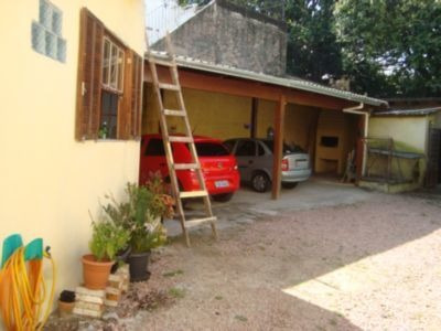 Casa Em Cavalhada Com 3 Dormitórios - Lu13376