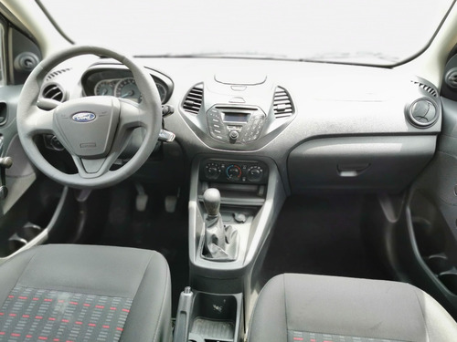 Imagen 9 de 14 de Ford Figo 2018 Sedan Impulse Ac