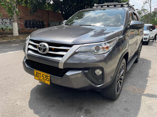 Toyota Fortuner 2.7l