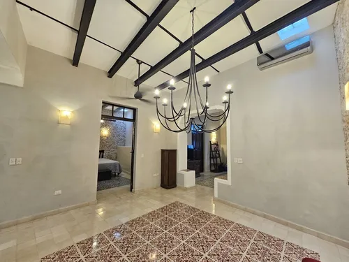 ¡a Un Paso De Paseo De Montejo! Casa Remodelada En Venta En El Centro De Mérida