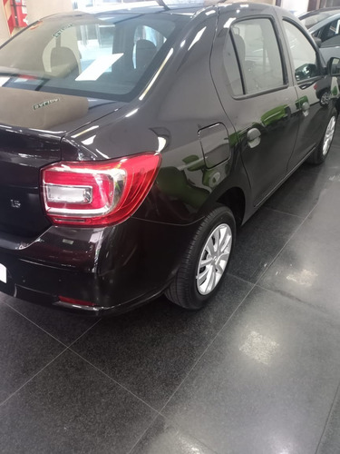 Imagen 5 de 25 de Renault Logan Life 1.6/ 2022 Entrega Asegurada!! #ev