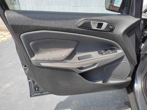 Imagen 14 de 15 de Ford Eco Sport 2017 5p Trend L4/2.0 Aut