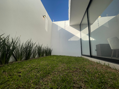 Casa En Venta Con 3 Recámaras En San Pedro Cholula.