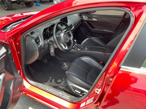 Mazda Mazda 3 Grand Touring