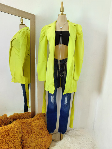 Gabardina O Saco Ligero Sexy Para Completar Outfits