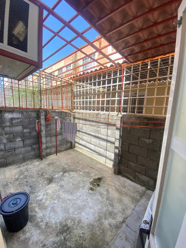 Casa En Gaviotas En Venta R.a