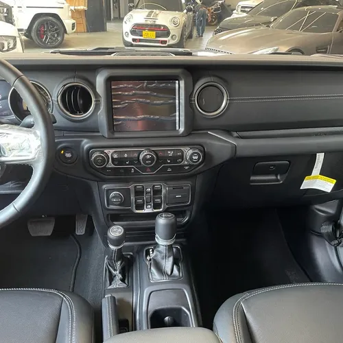 Jeep Wrangler Unlimited Sahara 4Xe