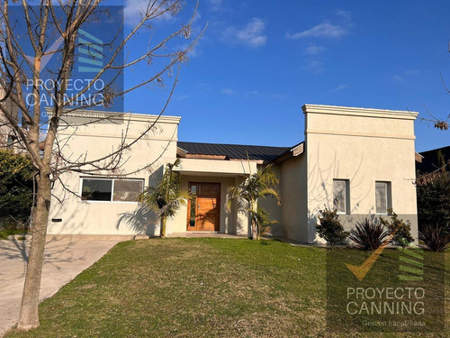 Imagen 1 de 11 de Venta En Casa En Barrio Santa Juana Canning