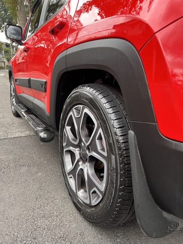 Jeep Renegade 1.8 Longitude Flex Aut. 5p
