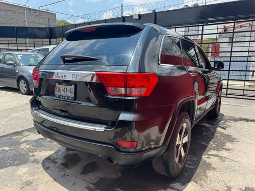 Jeep Grand Cherokee 5.7 Limited Premium V8 4x2 Mt