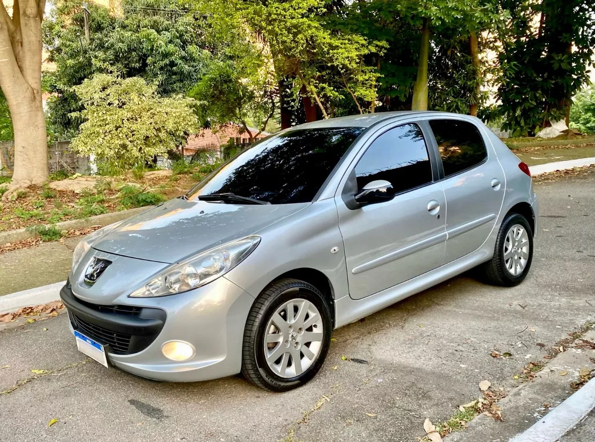 Peugeot 207 1.6 16v Xs Flex 5p