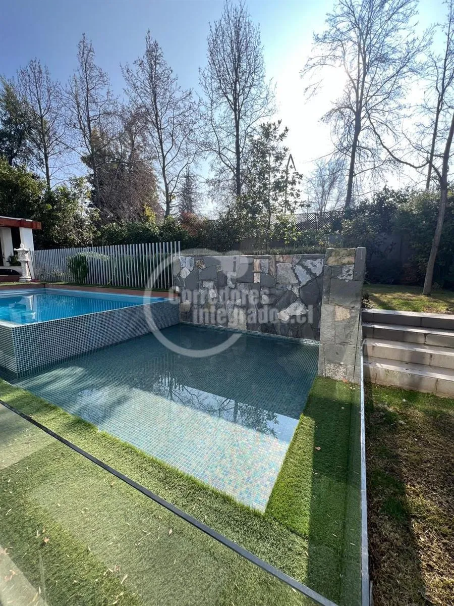 Imagen 3 de 30 de Casa En Venta De 6 Dorm. En Lo Barnechea