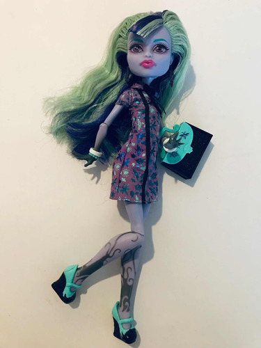 Twyla Scare Mester Monster High 