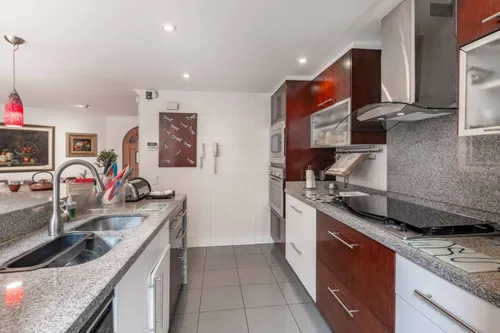 Apartamento En Venta En Chicó Navarra. Cod V22115
