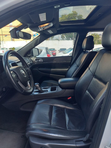 Imagen 4 de 6 de Jeep Grand Cherokee 2018 3.6 V6 Limited Lujo 4x2 At