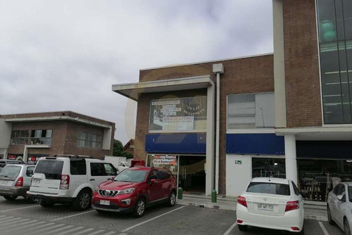 Se Arrienda Local De 238 M2, San Pedro De La Paz.