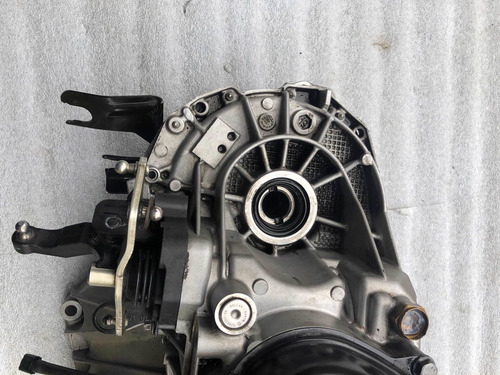 Transmision Estándar De Nissan Versa- March 2014 Al 2019 (Usado)