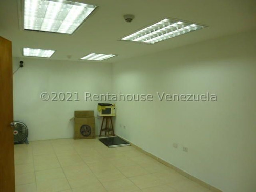 Imagen 19 de 24 de Galpones En Alquiler Zona Centro Barquisimeto #23-1106 Daniela Linarez 0424-5390659