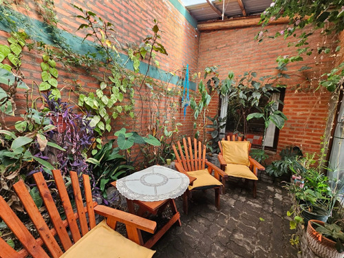Casa De 2 Dormitorios C/quincho En Esquel-chubut-