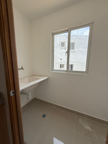 Alquilo Residencial Desiree Iv, Apto. J2 En San Isidro