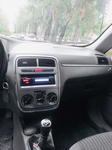 Fiat Punto 1.6 Essence 2011