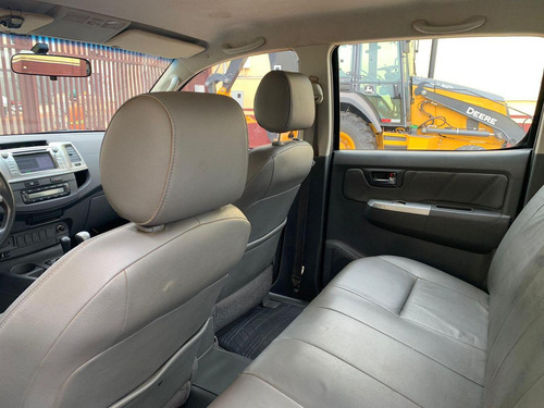 Toyota Hilux Cd Srv D4-d 4x4 3.0 Tdi Diesel Aut