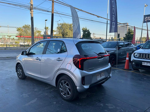 Kia Morning EX 1.2L 5MT FULL (2350)