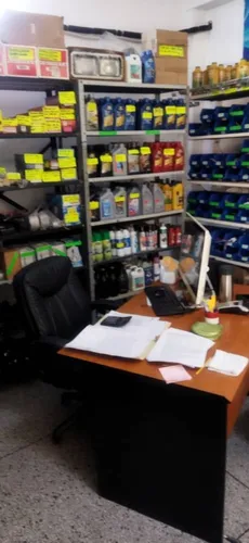 En Venta Fondo De Comercio (autopartes) Av Lara San Blas C-3443