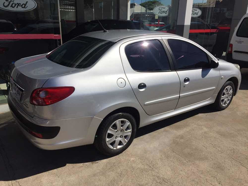 Peugeot 207 Xr Sedan