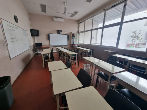 Alquiler De Aulas Con Oficinas Y Salones De Reuniones Turno Vespertino