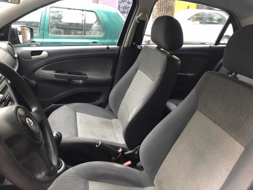 Imagen 8 de 11 de Volkswagen Voyage 2014 1.6 Comfortline 101cv