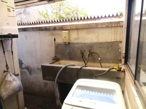 Casa De 3d 2b De 122 Mt2 Emplazada En 303 Mts De Terreno