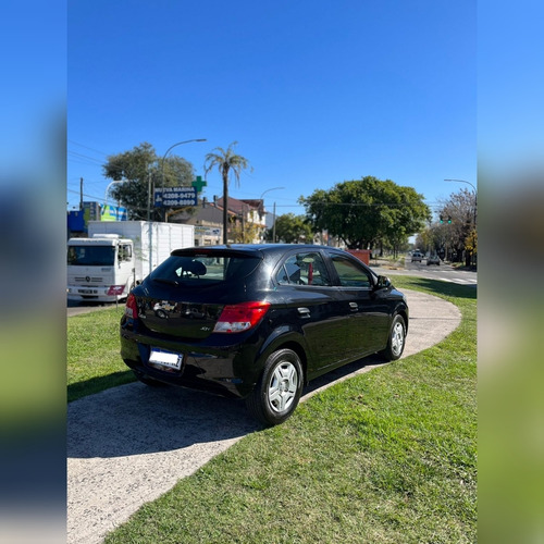 Imagen 4 de 8 de Chevrolet Onix 1.4 Joy Ls 98cv 2017