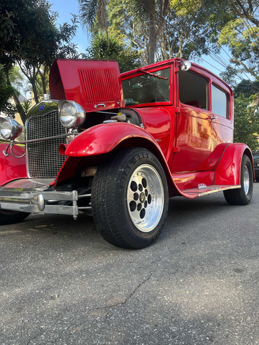 Ford 1929 Hot Rod V8 302 Aut.