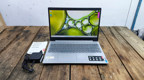Notebook Lenovo Ideapad 3i 15.6 Core I3 1tb 4gb Prata Win11 (Usado)