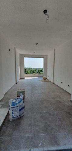 Imagen 9 de 18 de Departamento En Venta En Edificio Serrano