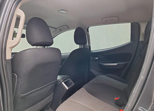 Mitsubishi L200 2.4 Gls 4X4 Diésel At