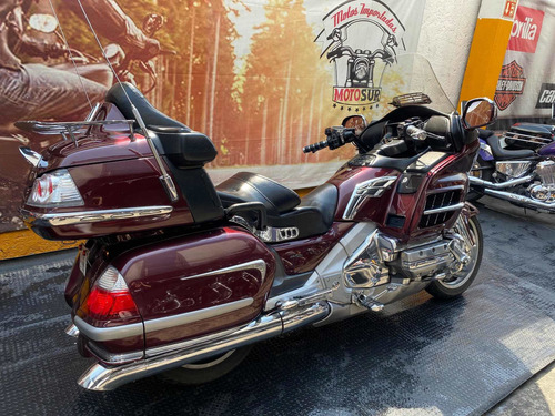 Imagen 3 de 12 de Honda Gl1800