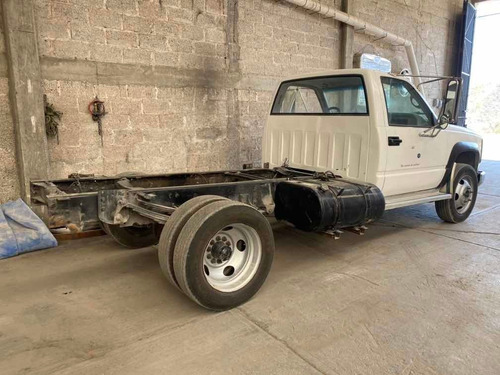Chevrolet Hd 3500 Doble Rodado / Motor Cummins Diesel