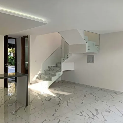 Casas Dentro De Coto En Centinela