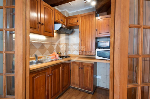 Casa En Venta De 14 Dorm. En Viña Del Mar