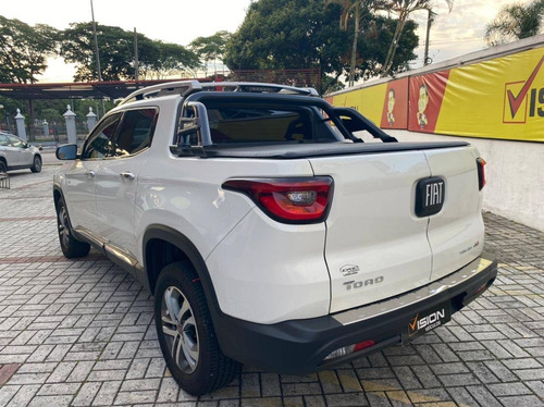 Imagem 4 de 11 de Fiat Toro 2.4 16v Multiair Flex Freedom At9