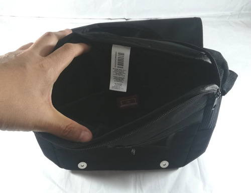 Imagen 7 de 8 de Morral Caterpillar Porta Tablet iPad Hasta 12 Pulgadas