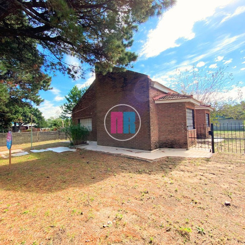 Casa Sobre Lote Propio En San Bernardo Amoblada - Permuta Vehicular - Garay 1235