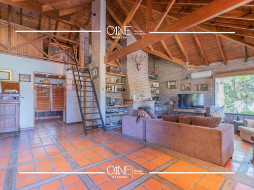 Imagen 15 de 26 de Casa En Espectacular Lote Doble En Esquina !!