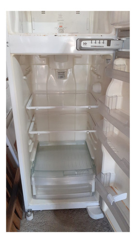 Geladeira Brastemp - Brm 39 - Frost Free - 127v -- Gb140 Branco (Usado)