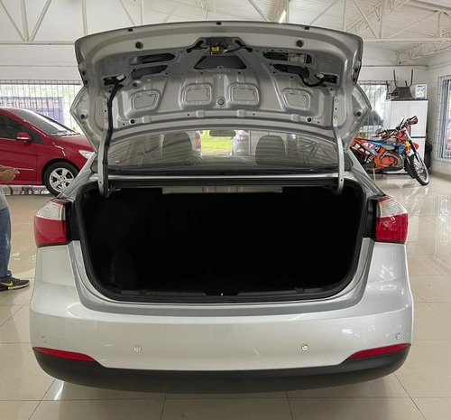 Kia Cerato Pro Sedan 2015