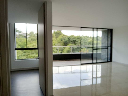 Se Vende Apartamento Avenida Centenario En Edificio Horeb 