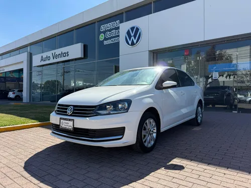 Volkswagen Vento 1.6 Confortline Mt