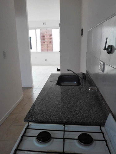 Imagen 7 de 10 de Departamento En Alquiler En Muñiz